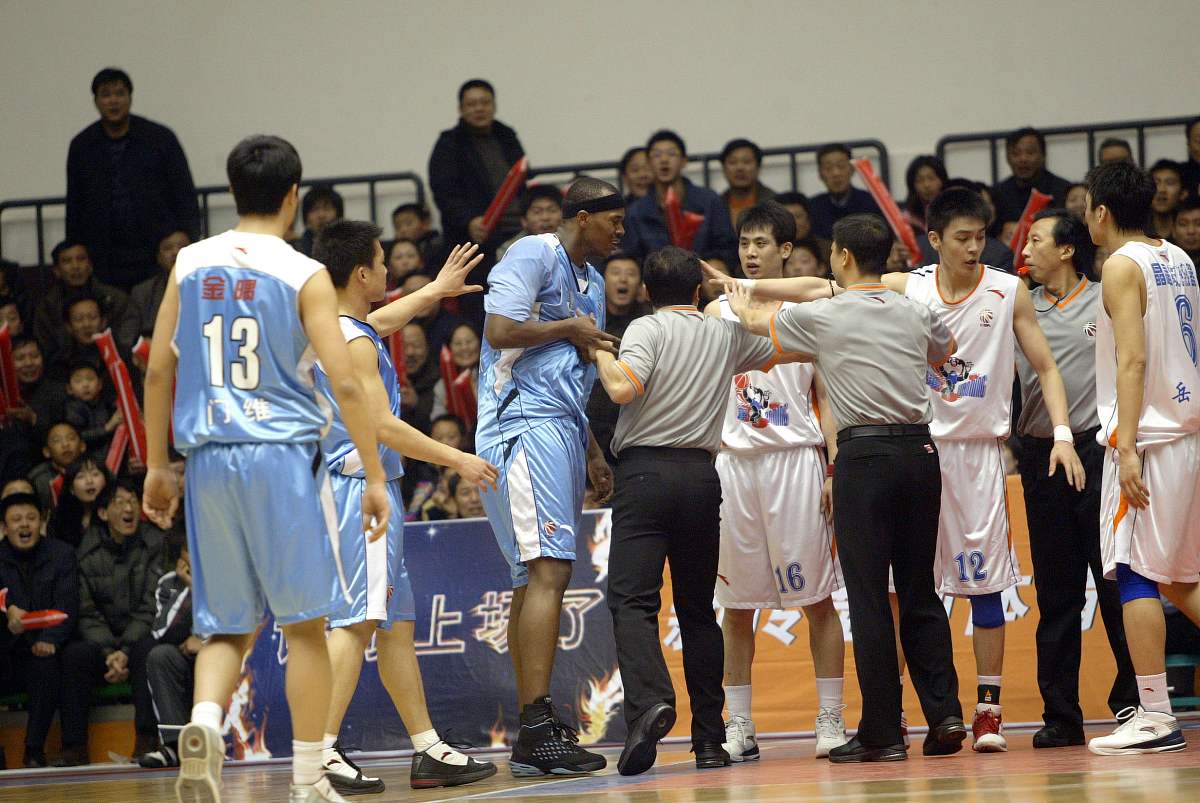 一场体育赛事引发了全球讨论