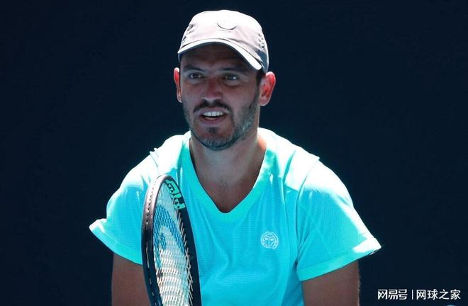 英国网球队绝杀西班牙网球队，克耶高斯打破历史纪录的简单介绍