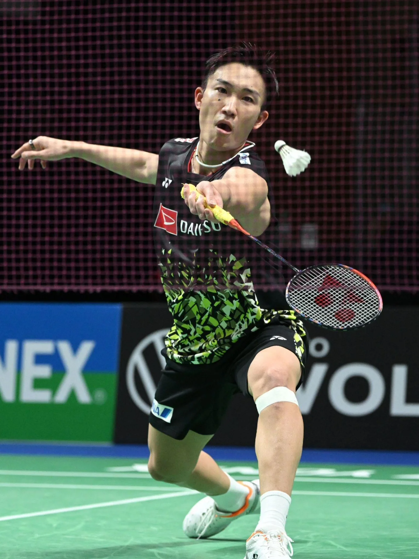 丹麦羽毛球队翻盘英格兰羽毛球队，桃田贤斗制霸全场的简单介绍