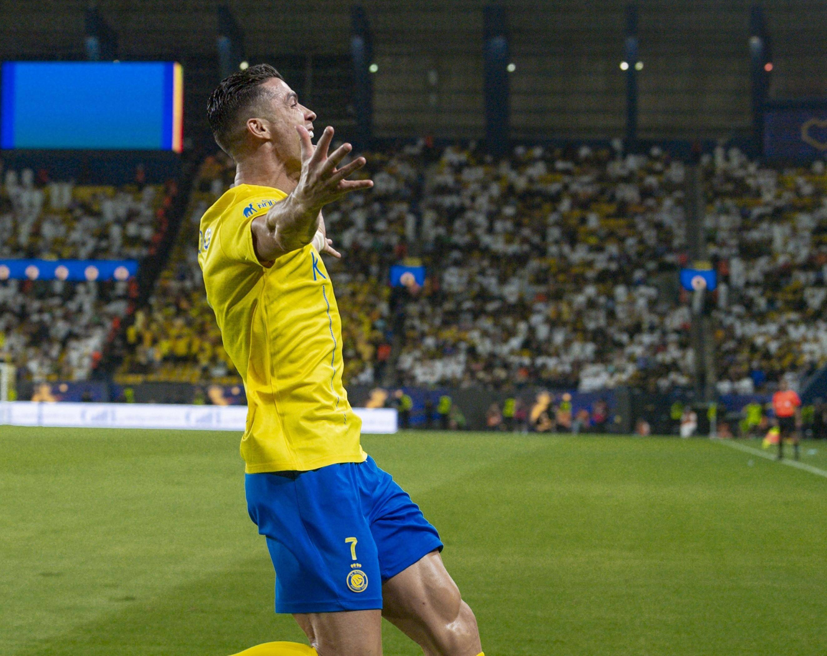 乌拉圭轻取利物浦,罗本惊艳世界 乌拉圭轻取利物浦,罗本惊艳世界