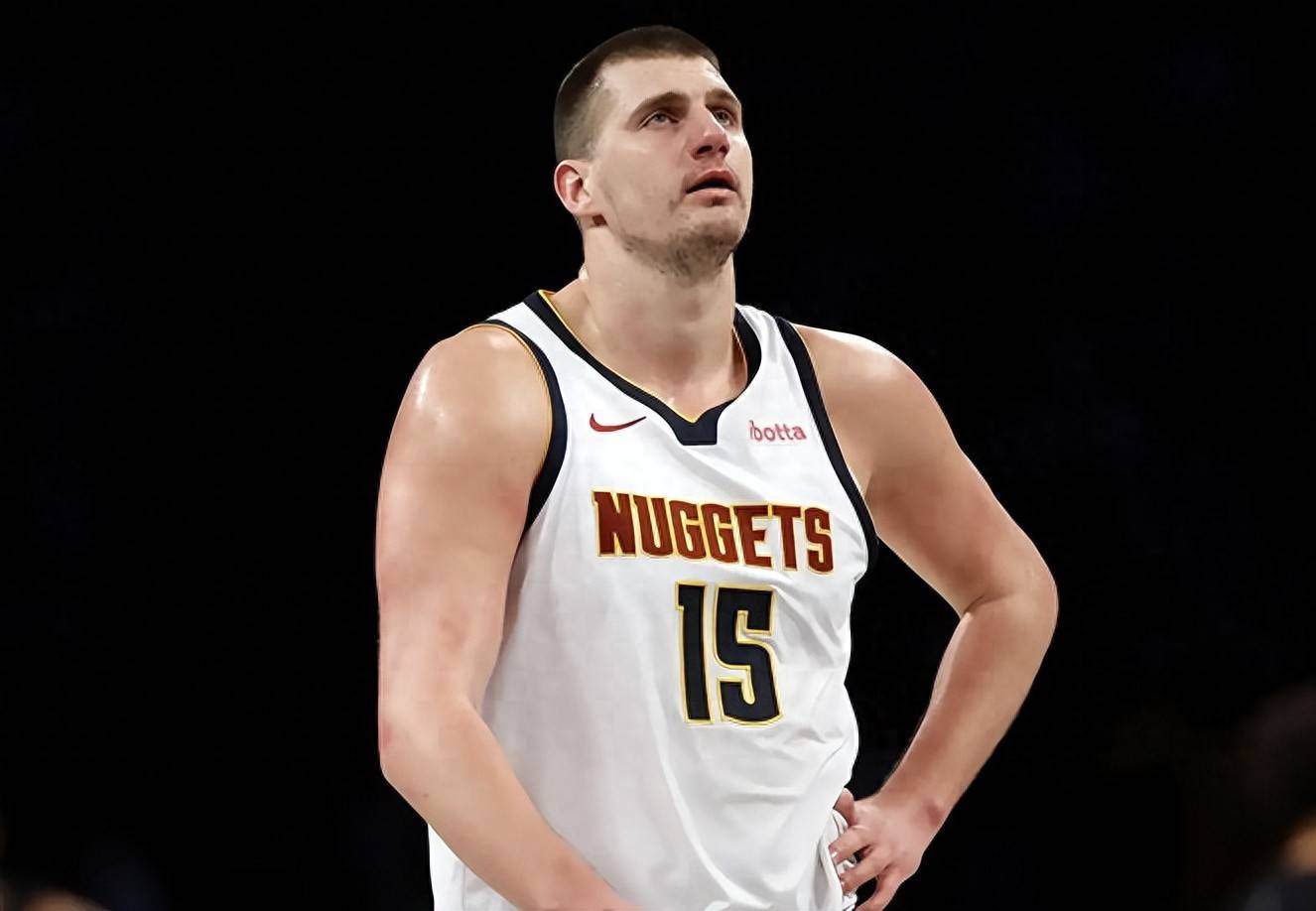 包含深圳队翻盘四川队,约基奇统治全场的词条 包含深圳队翻盘四川队,约基奇统治全场的词条