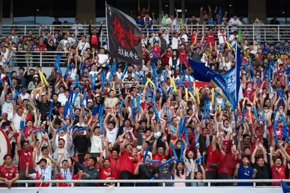 关于江苏队实力逊色，惨败于对手进攻的信息