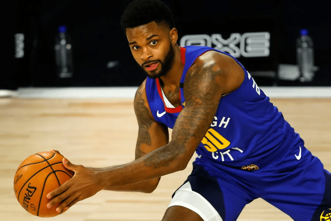 关于洛卡特利纳加盟热那亚，将在意大利联赛报到的信息