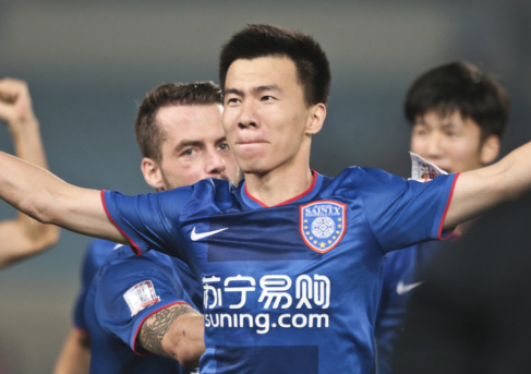 苏宁爆冷战平权健，暂时登顶积分榜的简单介绍