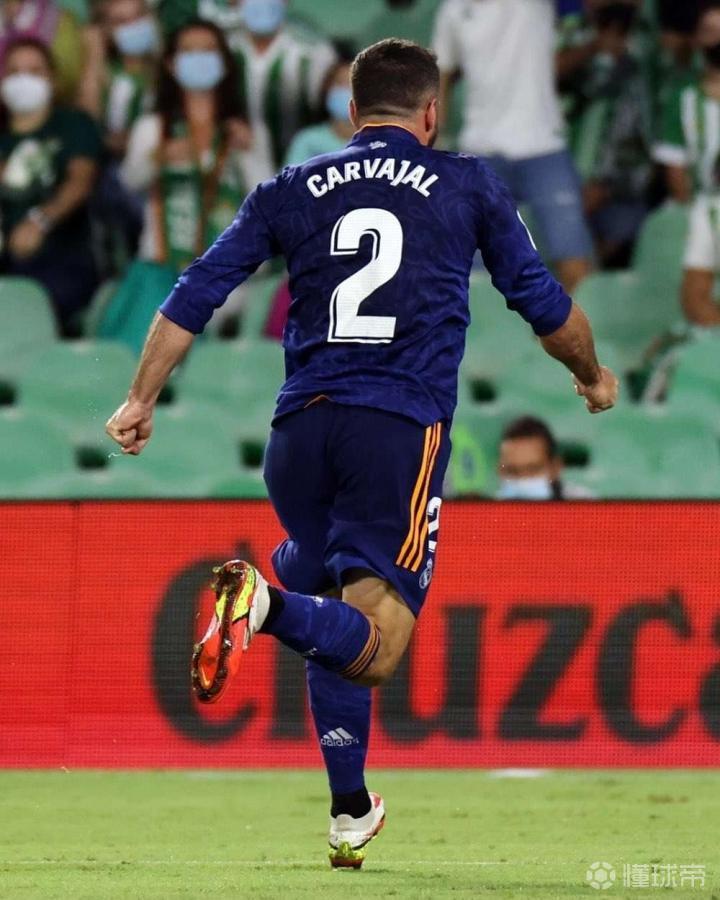 斯图加特一球小胜汉堡，积分榜上升至中游的简单介绍