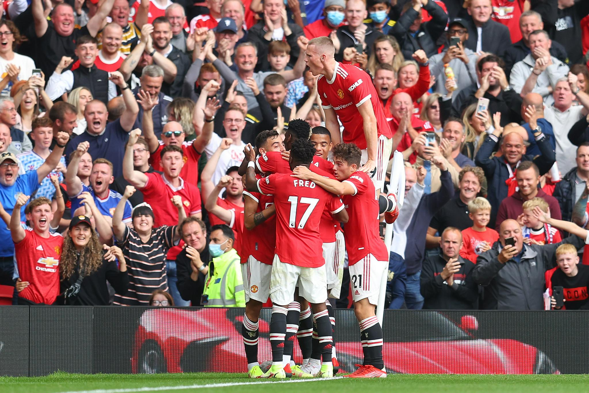 精彩集锦！球员们精湛技艺打动球迷