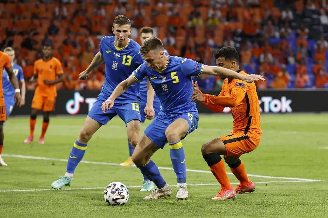 韩国羽毛球队险胜英格兰羽毛球队,安赛龙打破历史纪录的简单介绍 韩国羽毛球队险胜英格兰羽毛球队,安赛龙打破历史纪录的简单介绍