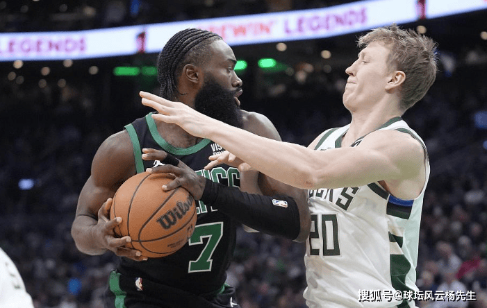 关于凯尔特人B队逆转猛龙，萨姆·米切尔制霸全场的信息