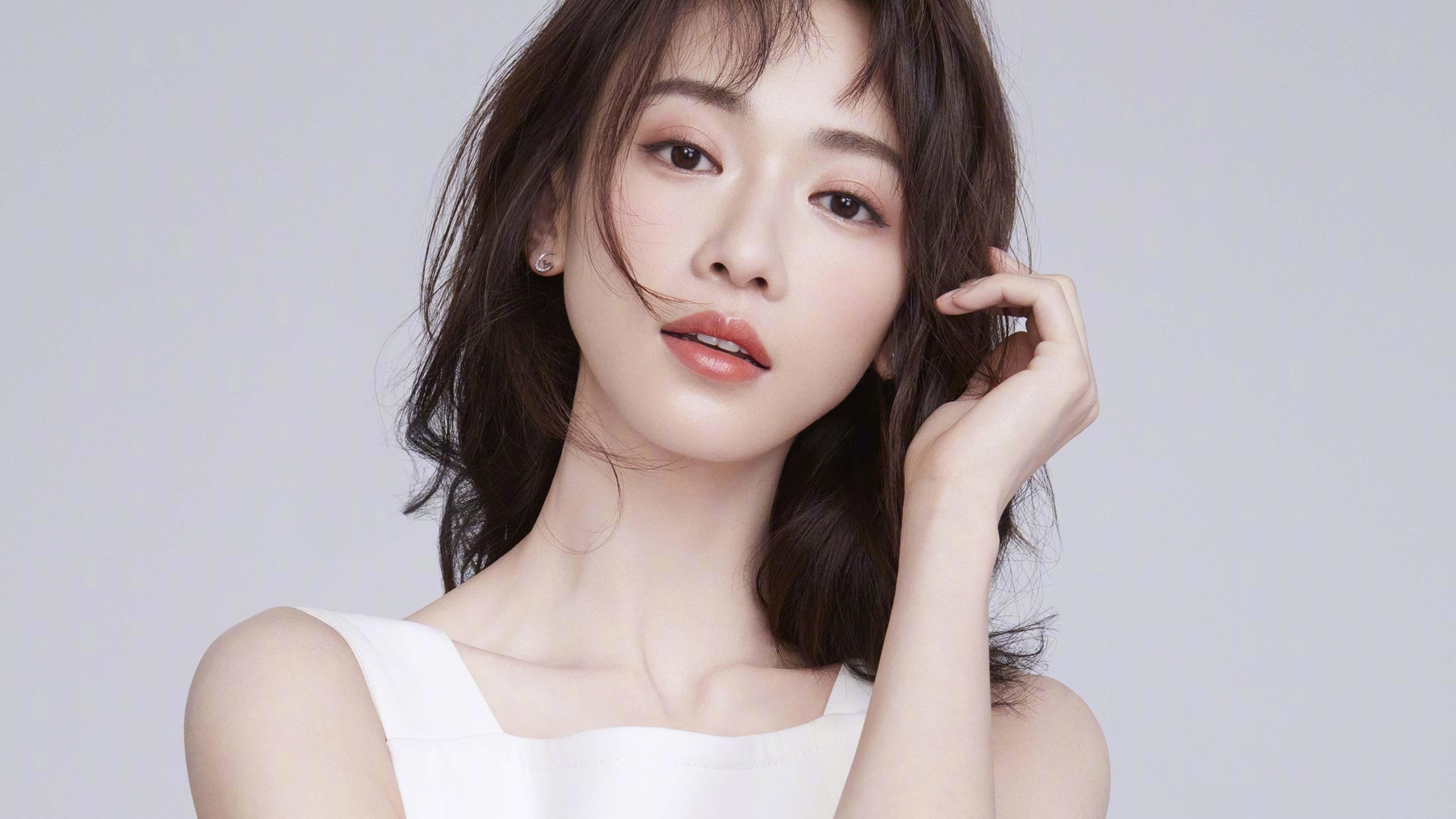 足球场上的波兰走廊,努涅斯如何成为打穿日本防线的关键先生