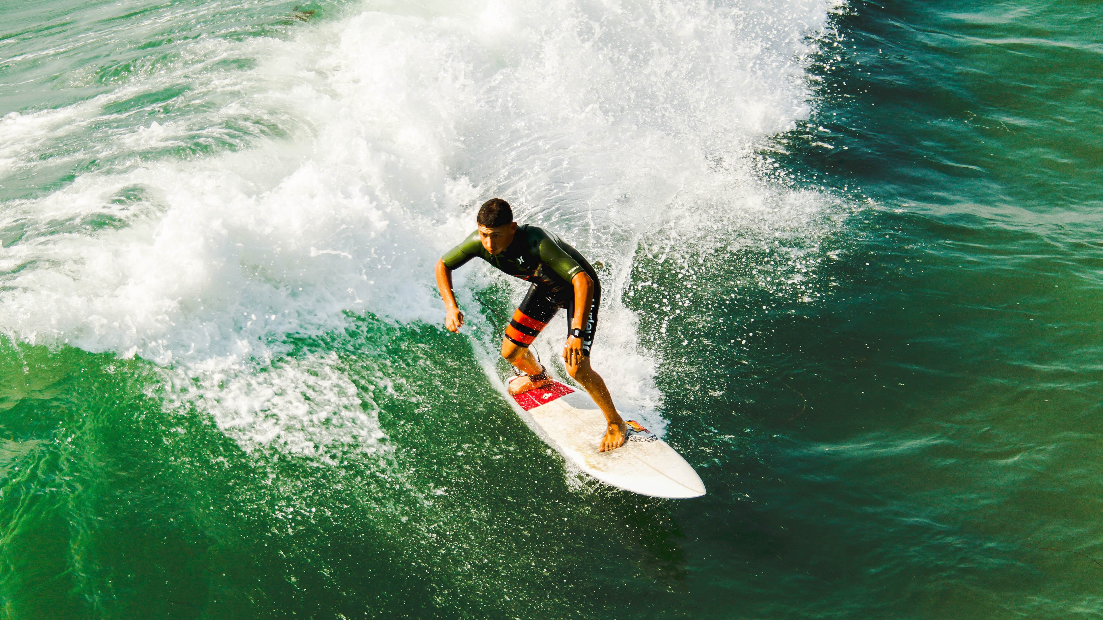 跨界叙事,当鹈鹕带走公牛,小贾伦在欧冠淘汰赛接管比赛