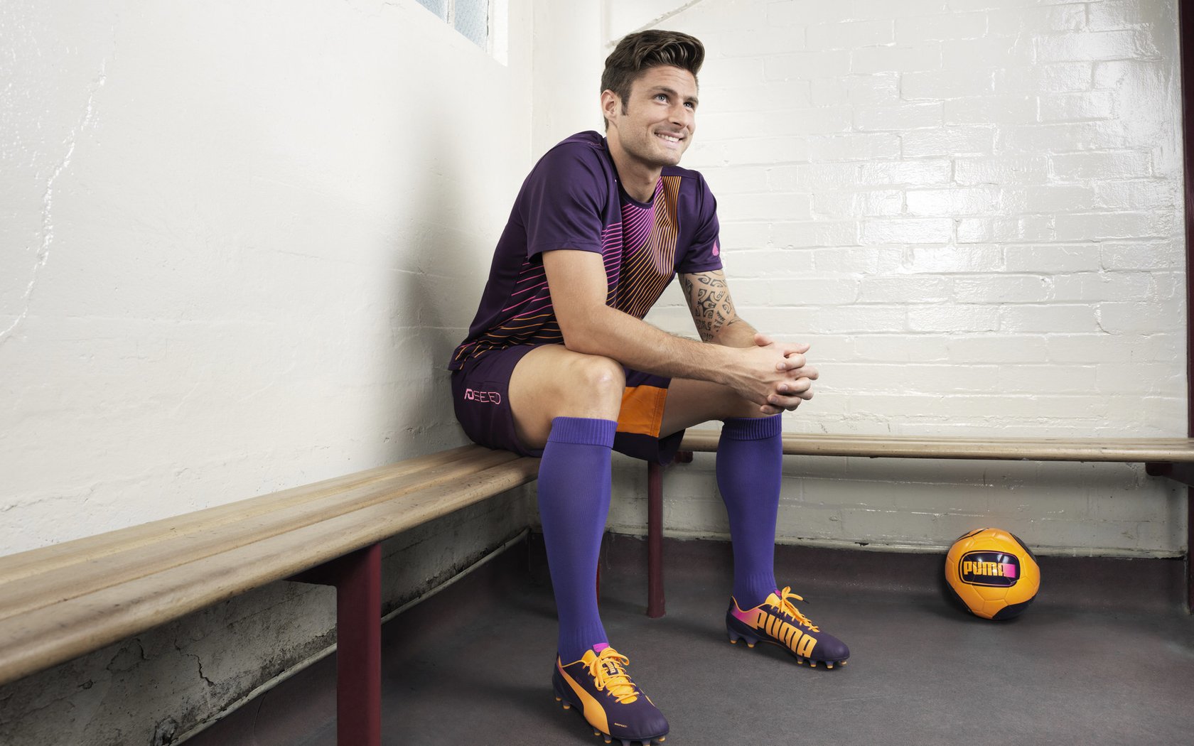 跨越时空的竞技诗篇，当美加墨世界杯焦点战遇见广东队绝杀勇士的传奇时刻