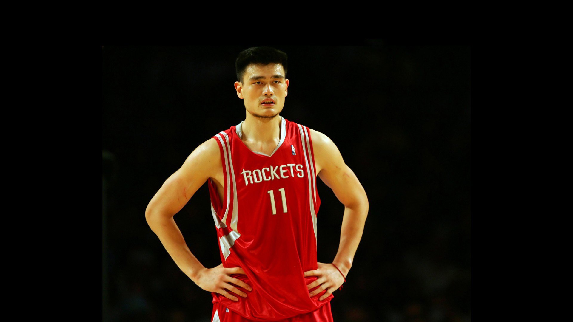 一城独傲，两史同书，湖人强势晋级，武切维奇刷新纪录，NBA之夜的双重唯一性